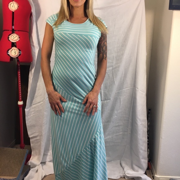 Soft and comfortable maxi dress - Picture 3 of 6